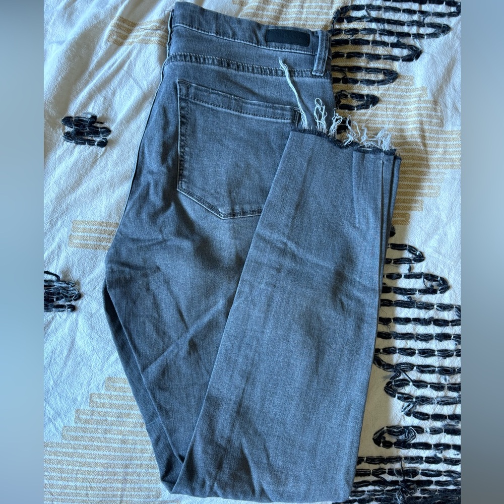 BLANK NYC Mid Rise Skinny Jeans